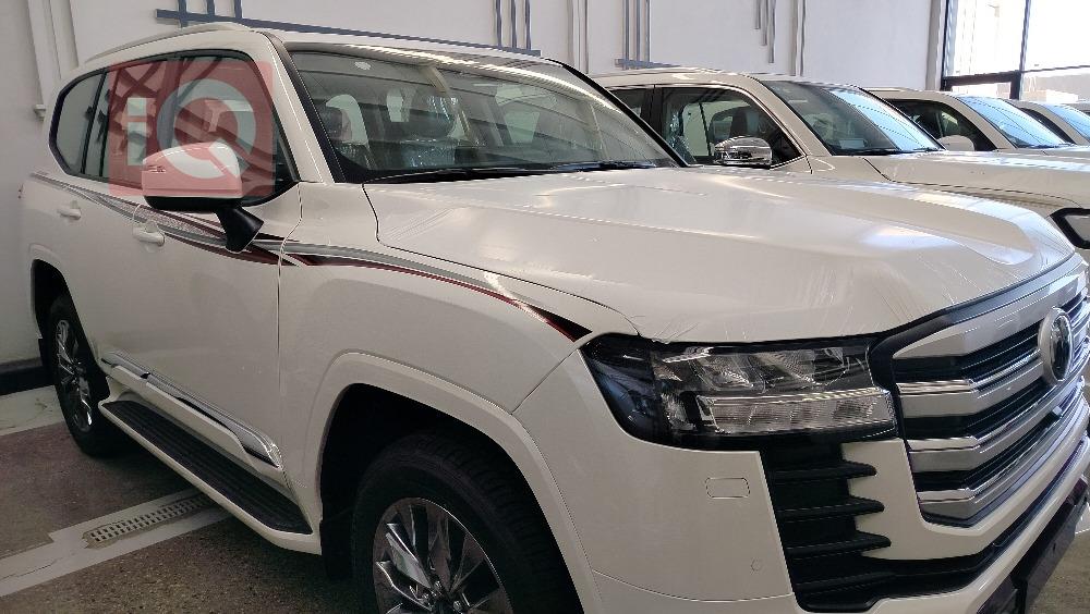 تويوتا لاندكروزر